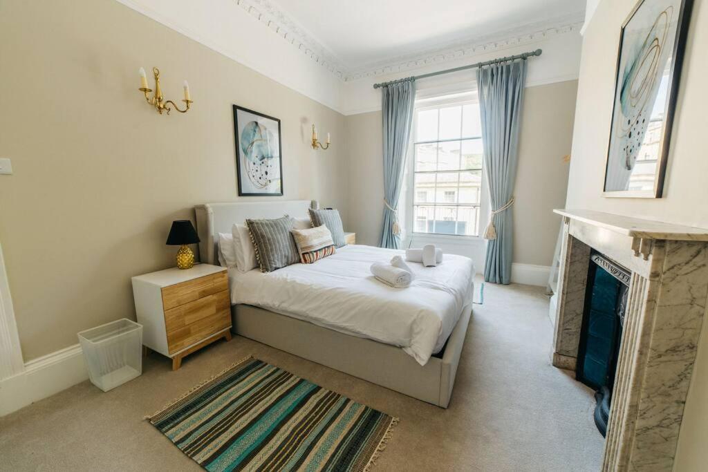 Luxury, Central, Sun-Filled 3 Bed Haven In Bath Ngoại thất bức ảnh